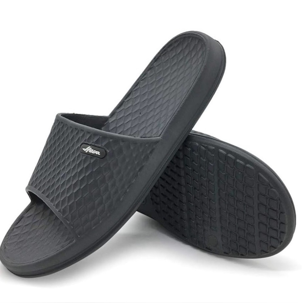 NWT FUNKYMONKEY Men’s Shower Slides | Gray | Size 9-9.5 | Non-Slip EVA Sandals